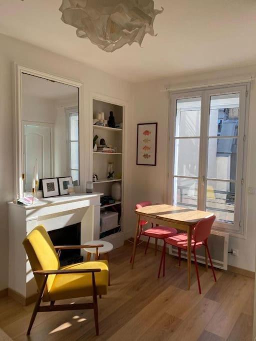 Modern Appartement W/ Tour Eiffel View In The 7Th Paris Eksteriør billede